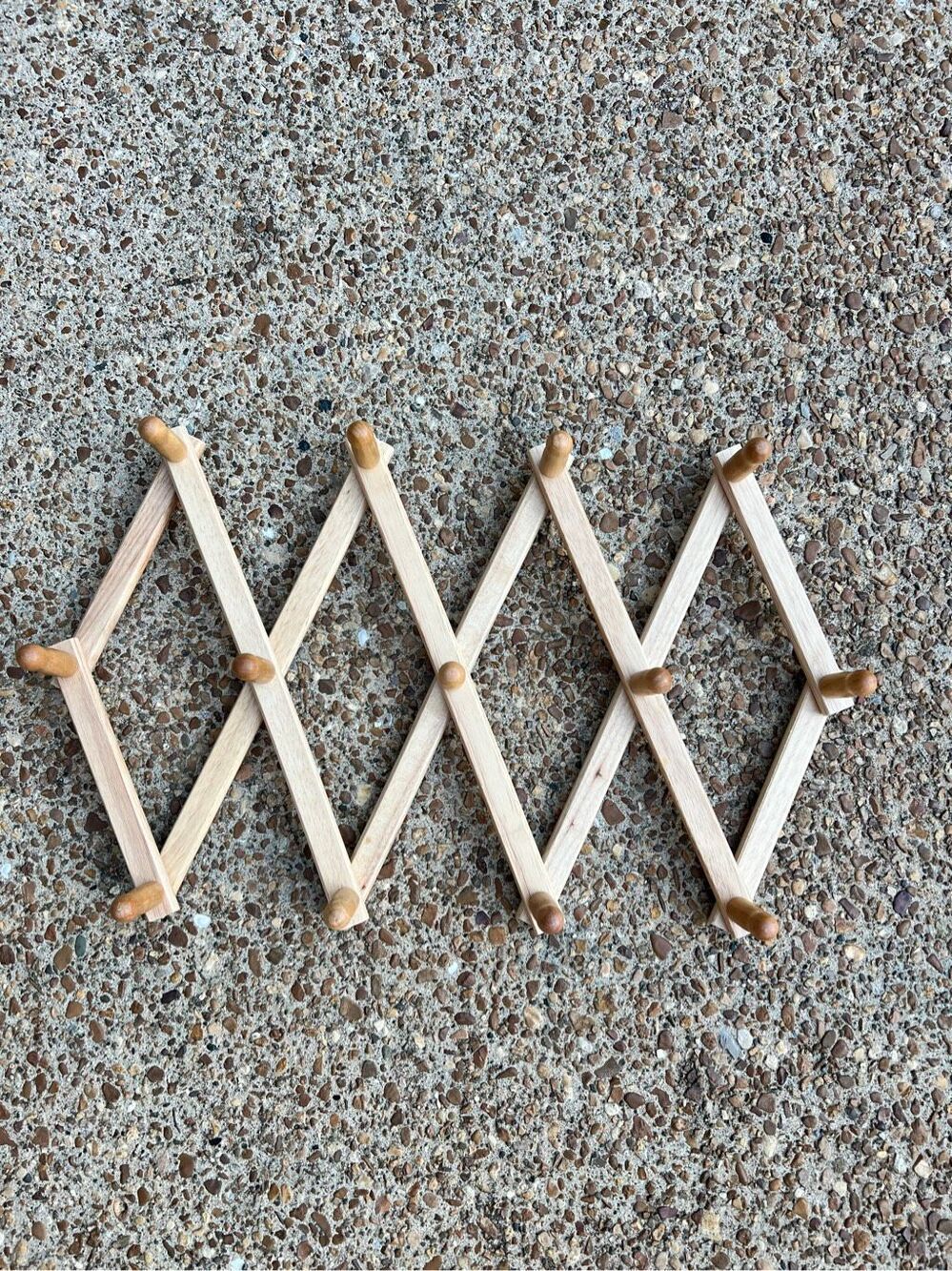 Wooden Boho Accordion 13 Peg Rack Hook Hanger Vintage Mid Century Cottagecore